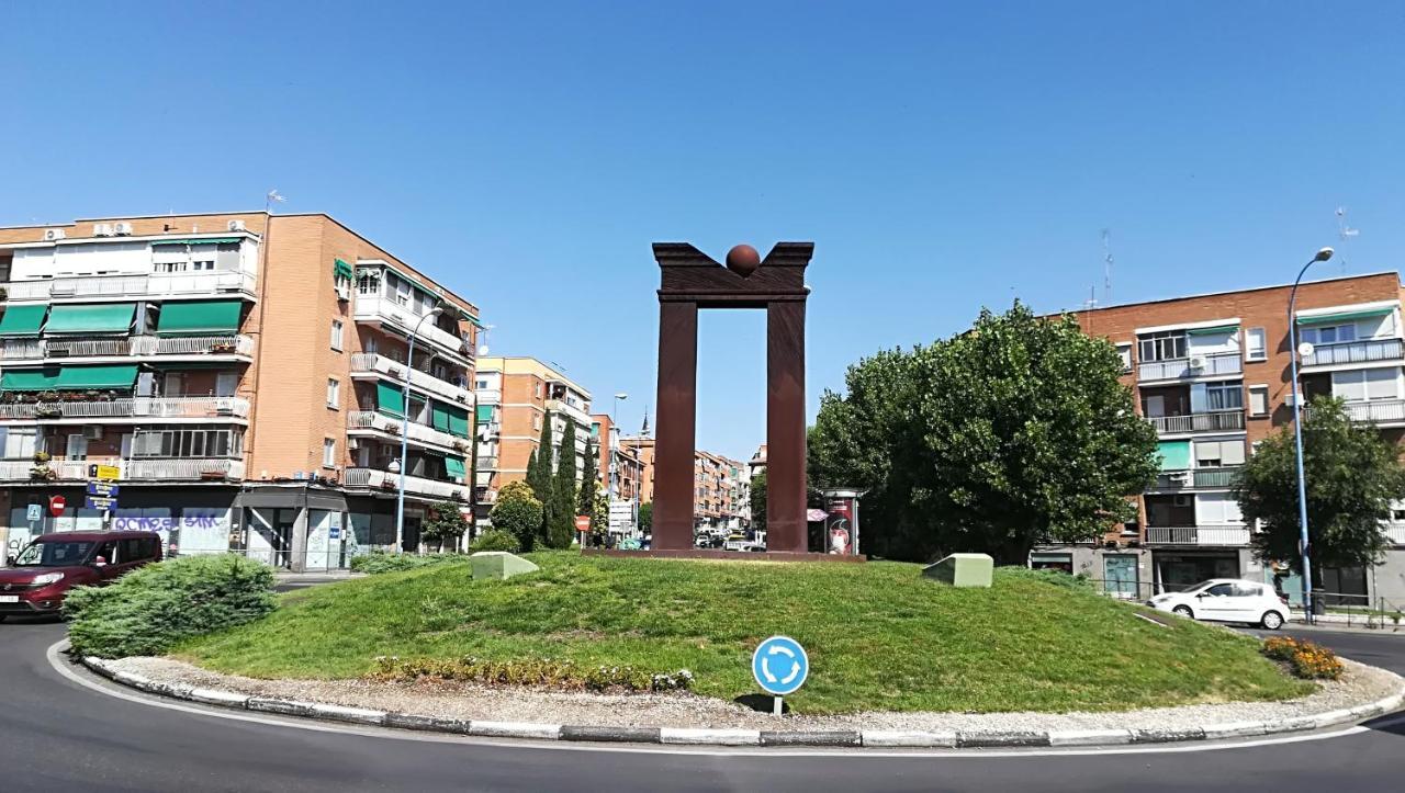 Villa "Luna De Segovia" Leganés Exterior foto